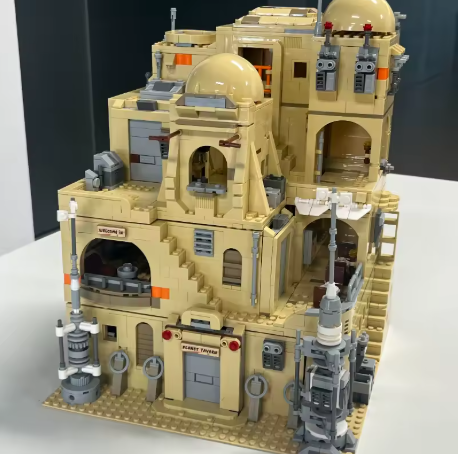 Planet Tavern MOC