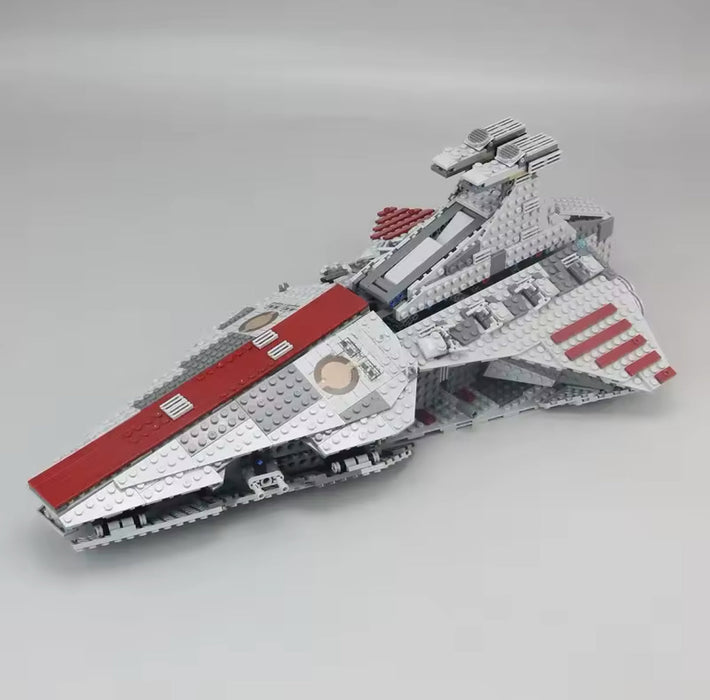 Attacker Cruiser Ship 8039